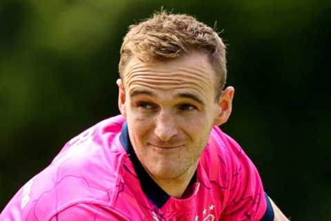 Leinster star Nick McCarthy comes out as gay and hails support of club as he reveals he nearly walked away from rugby