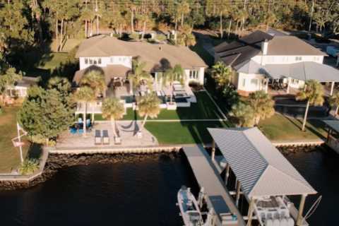 Take a tour of Cameron Smith’s gorgeous $2.4m Florida house featuring F1 simulator, car collection and fishing yachts