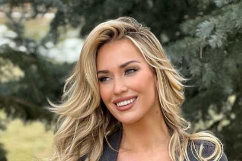 Paige Spiranac teases Tiger Woods after picture of golf legend ‘taking friend’s Instagram photo’ goes viral